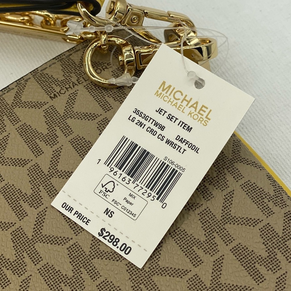 MICHAEL KORS JET SET TRAVEL
LG 2 in 1 WRISTLET AND CARD CASE - Picture 8 of 10
